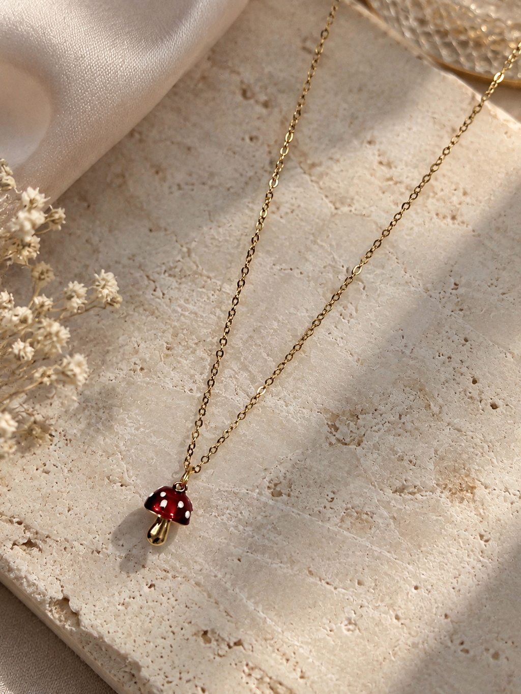 The Button Necklace