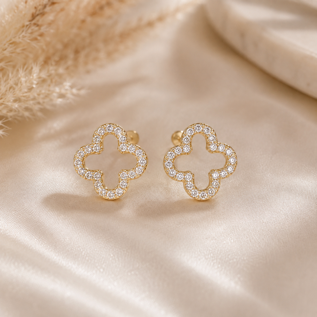 Maeve Clover Studs