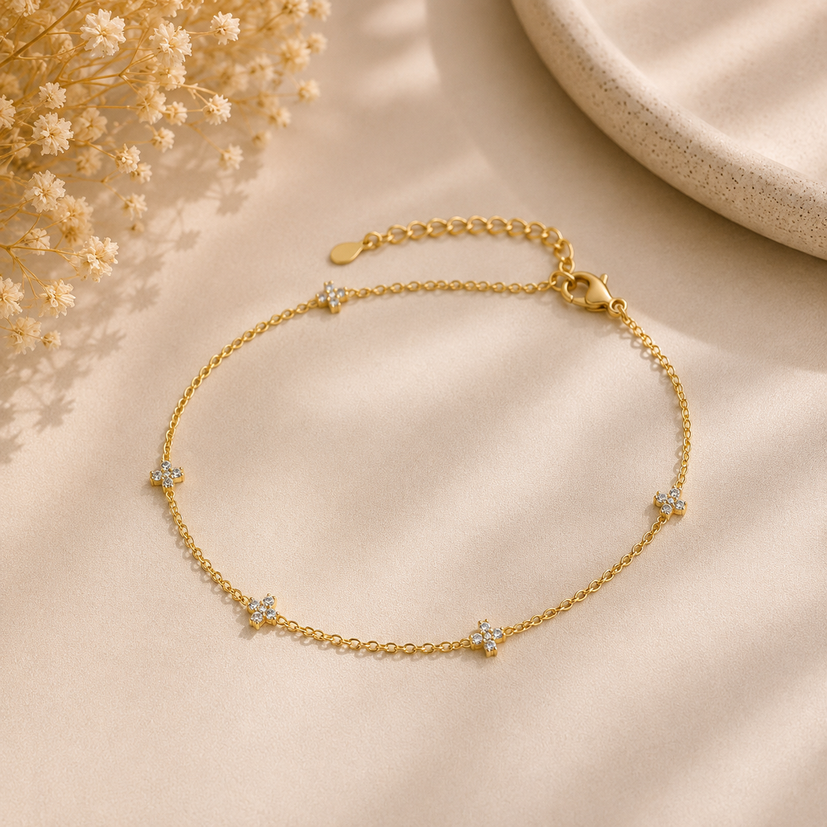 Lyra Clover Bracelet